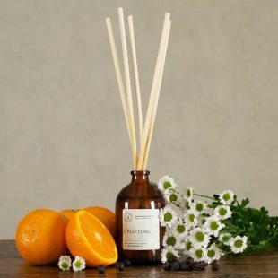 Uplifting Natural Reed Diffuser