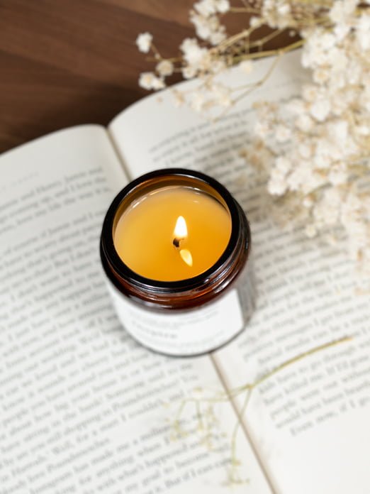 Snug Scent candle infused with Essential Oils