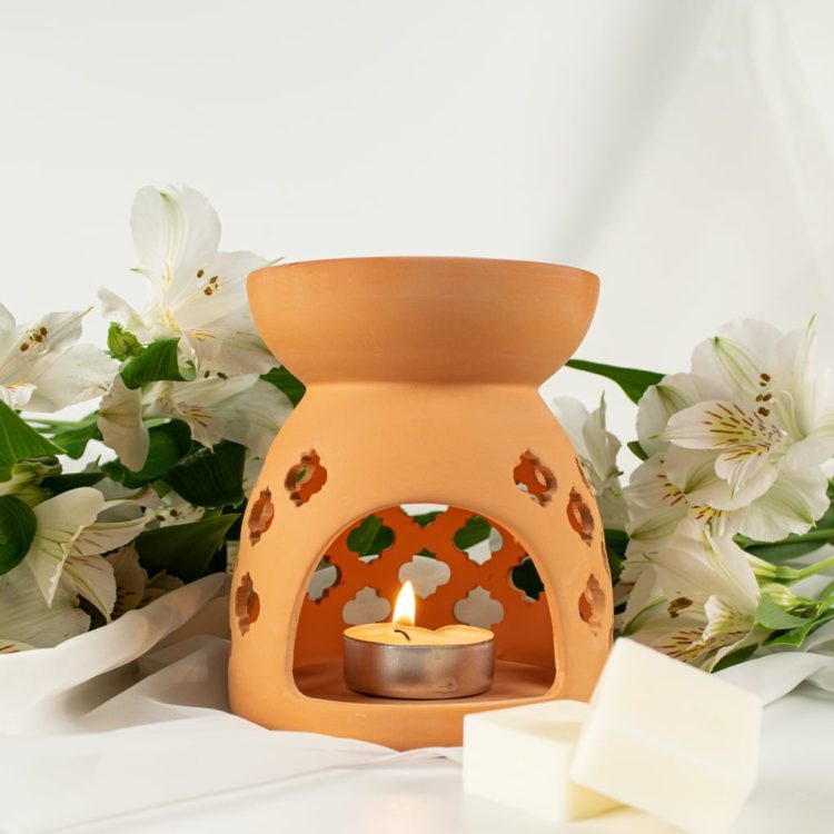 Quatrefoil Wax Melt Burner Front