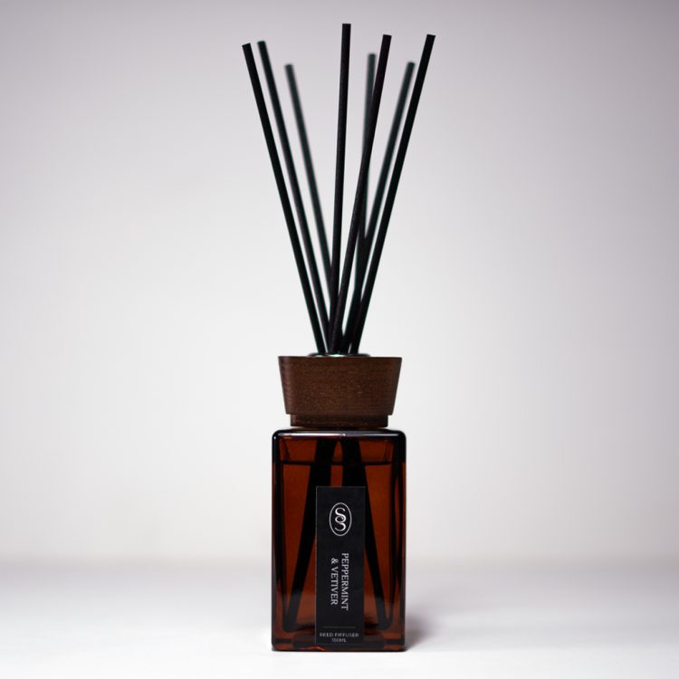 Peppermint & Vetiver Natural Reed Diffuser - Motivating