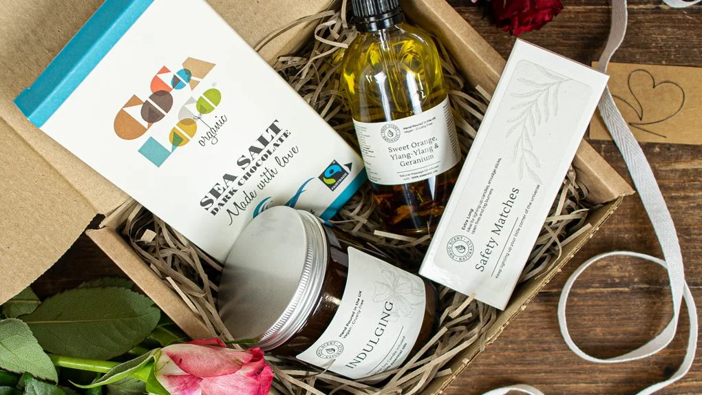 Relax & De-Stress Natural Massage Oil - Image 4