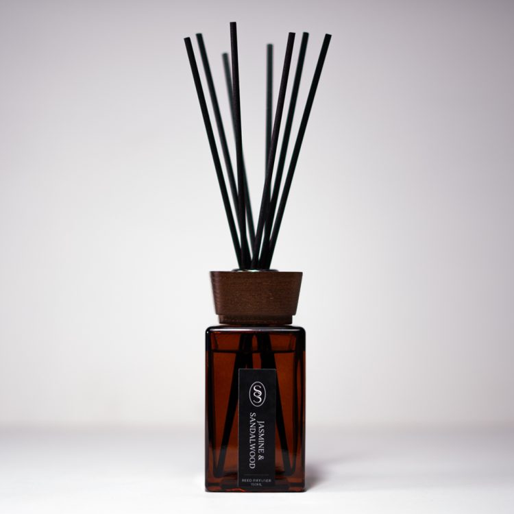 Jasmine & Sandalwood Natural Reed Diffuser - Embracing