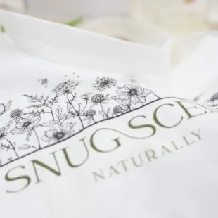 Alternative view of Snug Scent Spring/Summer Tote Bag